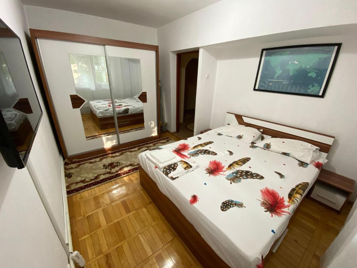 Apartment For Rent Galaţi Eksteriør billede