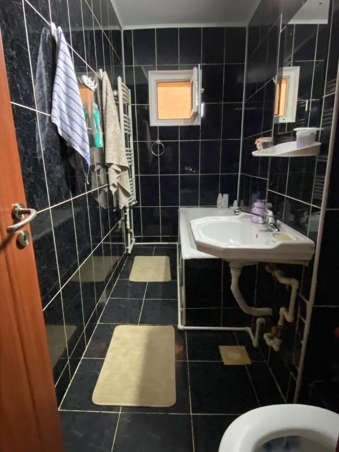 Apartment For Rent Galaţi Eksteriør billede